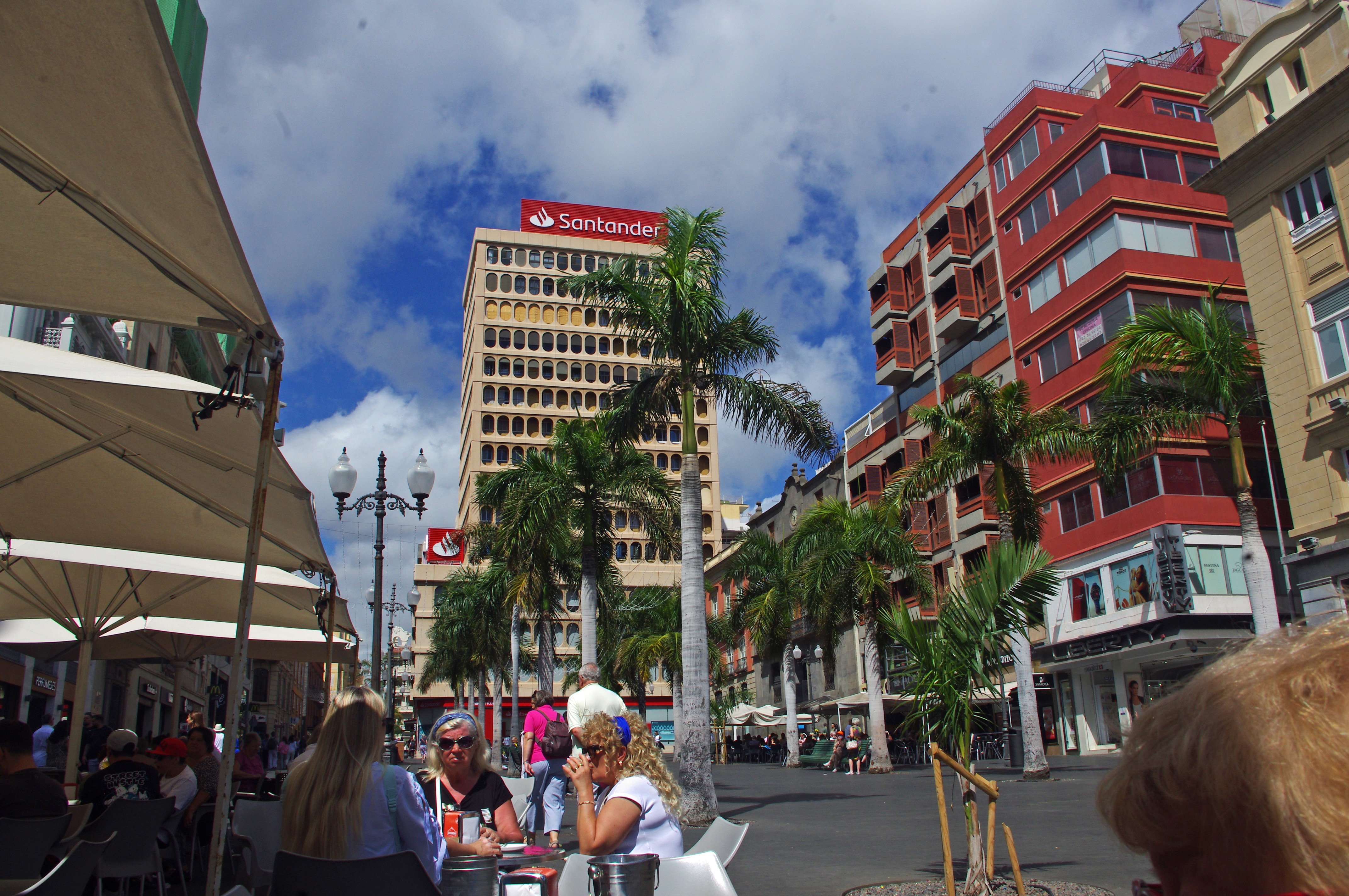 Santa Cruz Town Centre